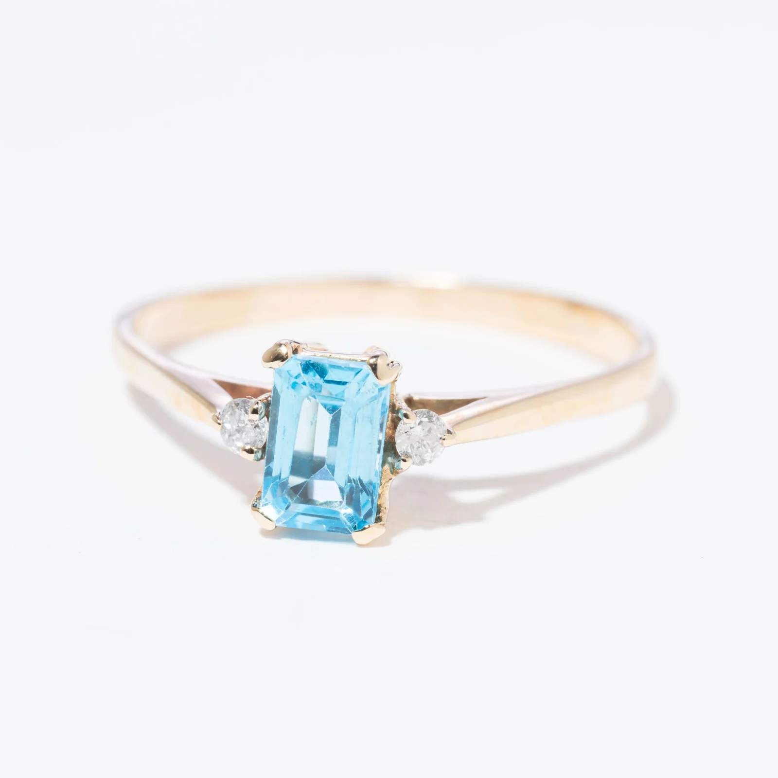 Vintage Blue Baquette Topaz & Diamond Classic Ring