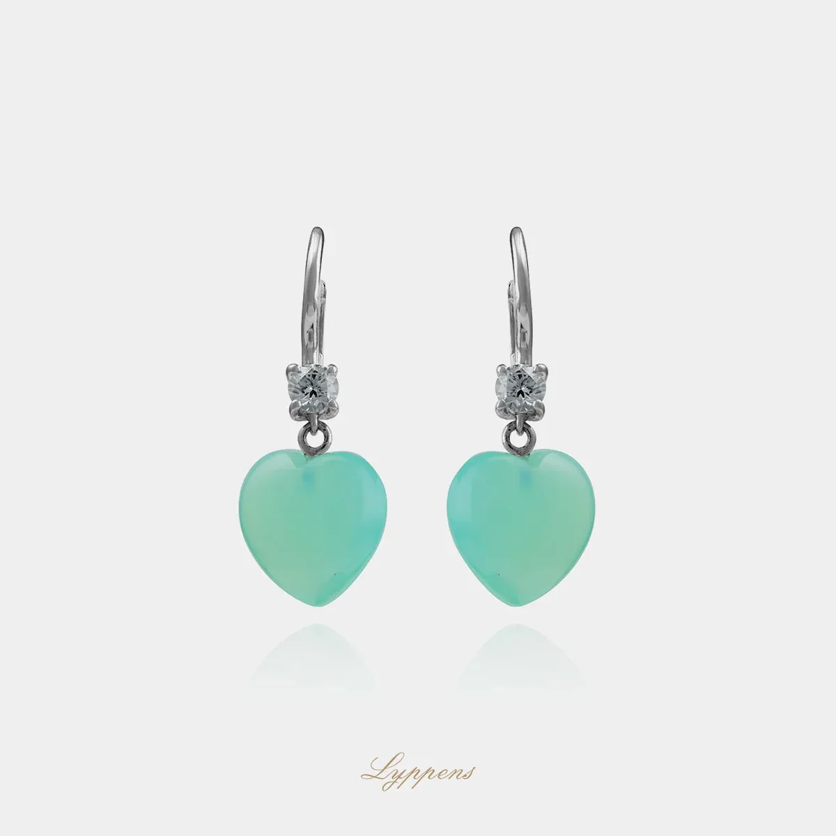 Witgouden oorbellen met diamant en chalcedoon