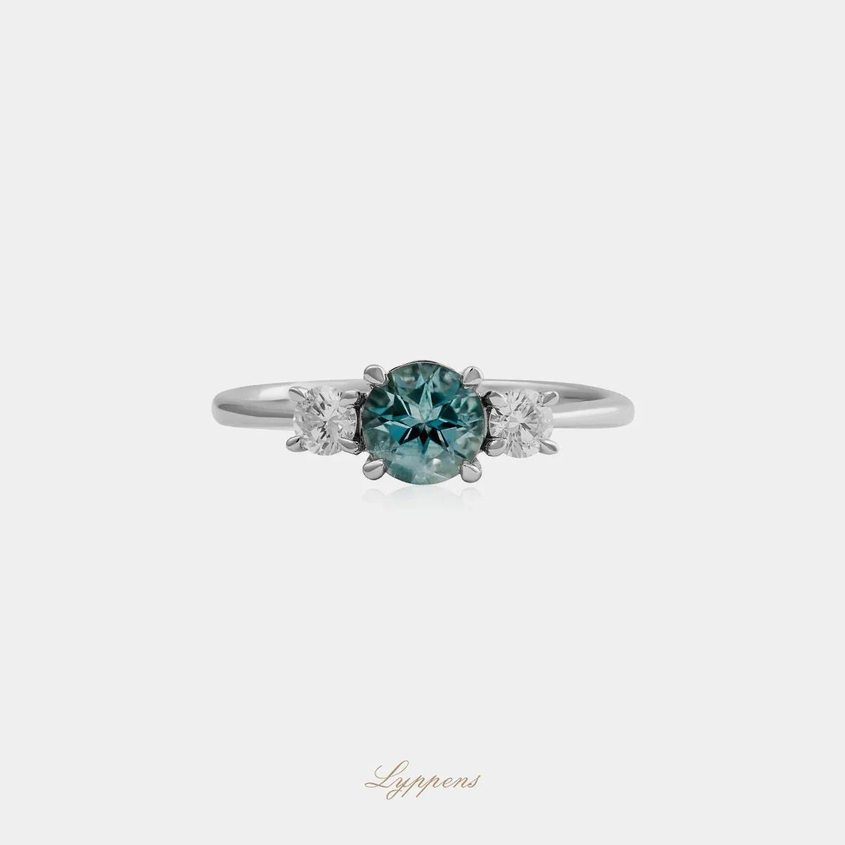 Witgouden ring met toermalijn en diamant